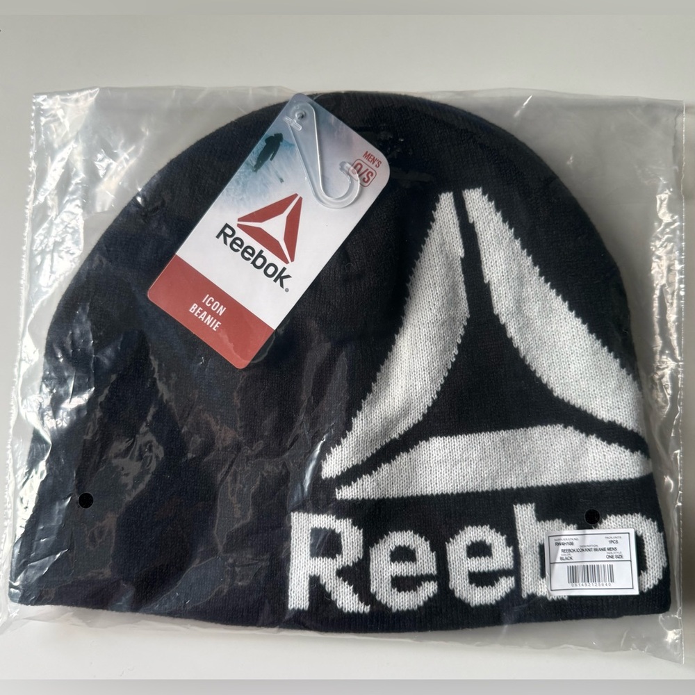 Reebok Men's Icon Knit Beanie Black and White One Size New with Tags